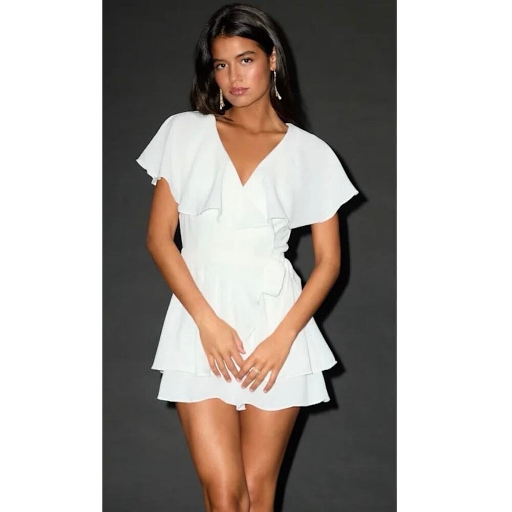 Lulus Aldrin White Ruffled Backless‎ Wrap Skort Romper New Small